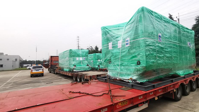奕琳物流丨三批大件承运出口精密超重注塑机运输案例